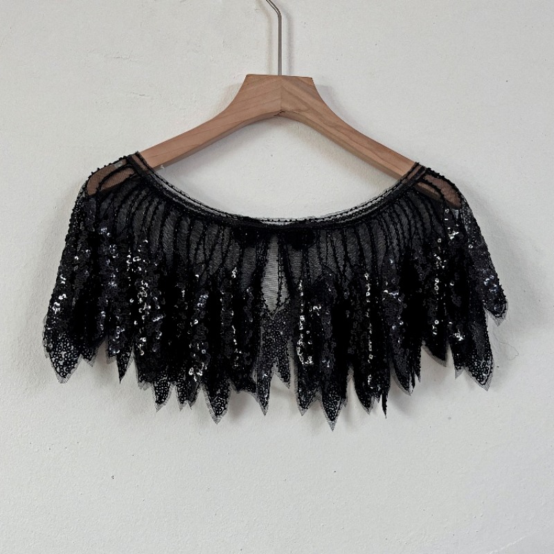 Embroidery Shawl - Xaile de renda com lantejoulas para