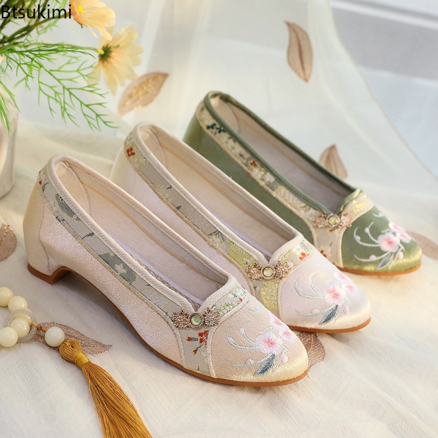 Novos Sapatos Femininos 2026:  - Embroidery Style avaliação e preço