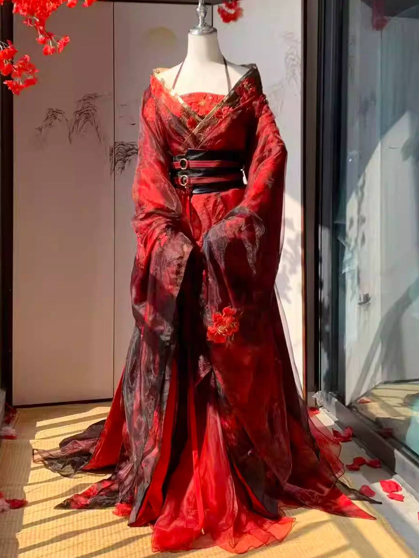 Novo Hanfu Vermelho Datura Fem - Embroidery Style avaliação e preço