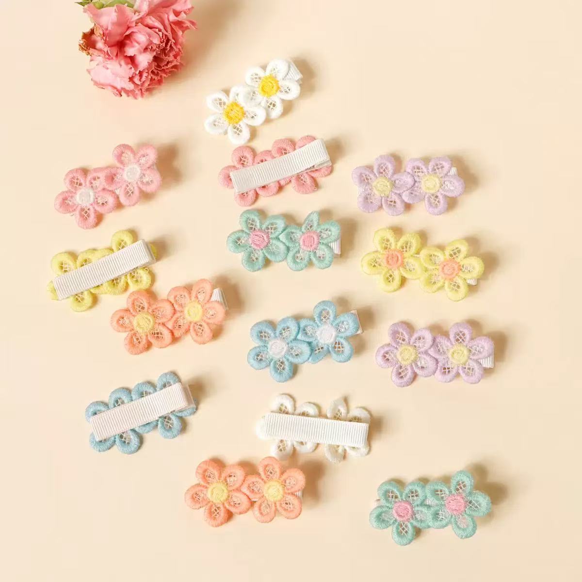 14 peças de presilhas de cabel - Embroidery Daisy avaliação e preço