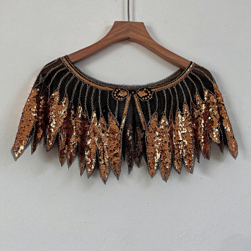 Xaile de renda com lantejoulas - Embroidery Shawl avaliação e preço
