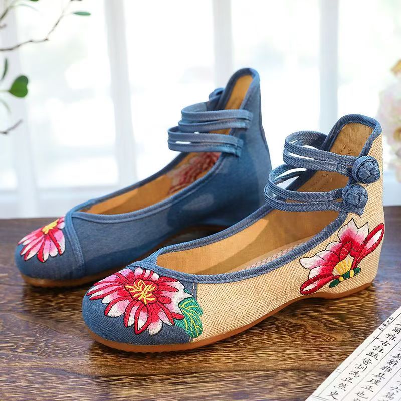 Sapatos Femininos de Tecido Bo - Embroidery Skirt avaliação e preço