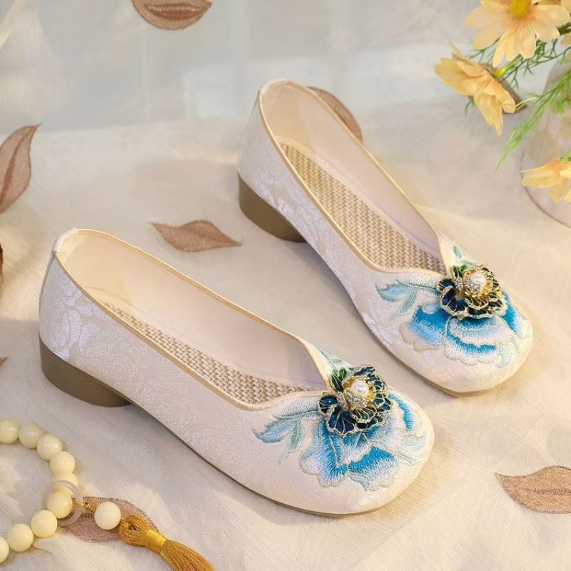 Sapatos femininos de tecido bo - Embroidery Style avaliação e preço