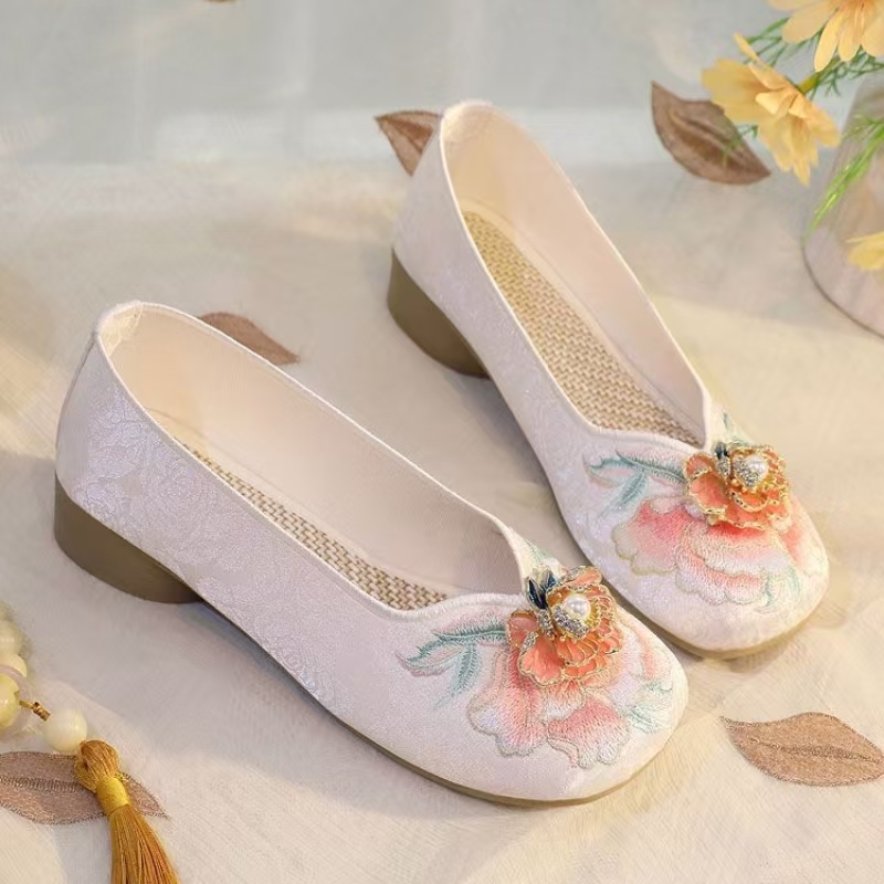 Sapatos femininos de tecido bo - Embroidery Style avaliação e preço