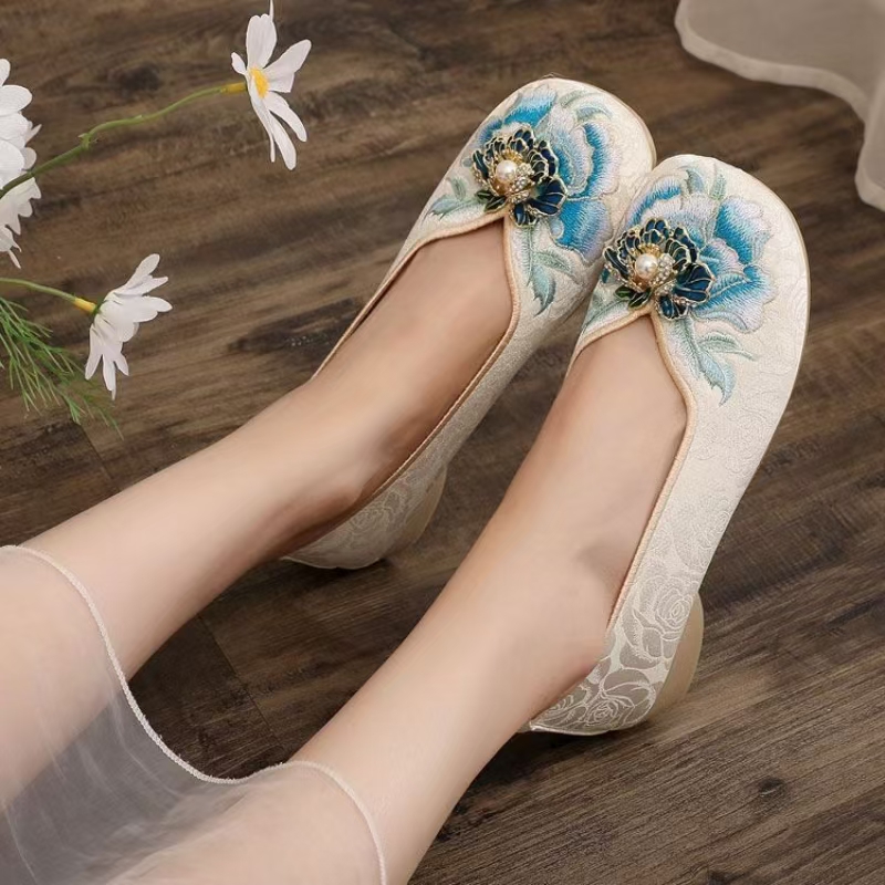Sapatos femininos de tecido bo - Embroidery Style avaliação e preço